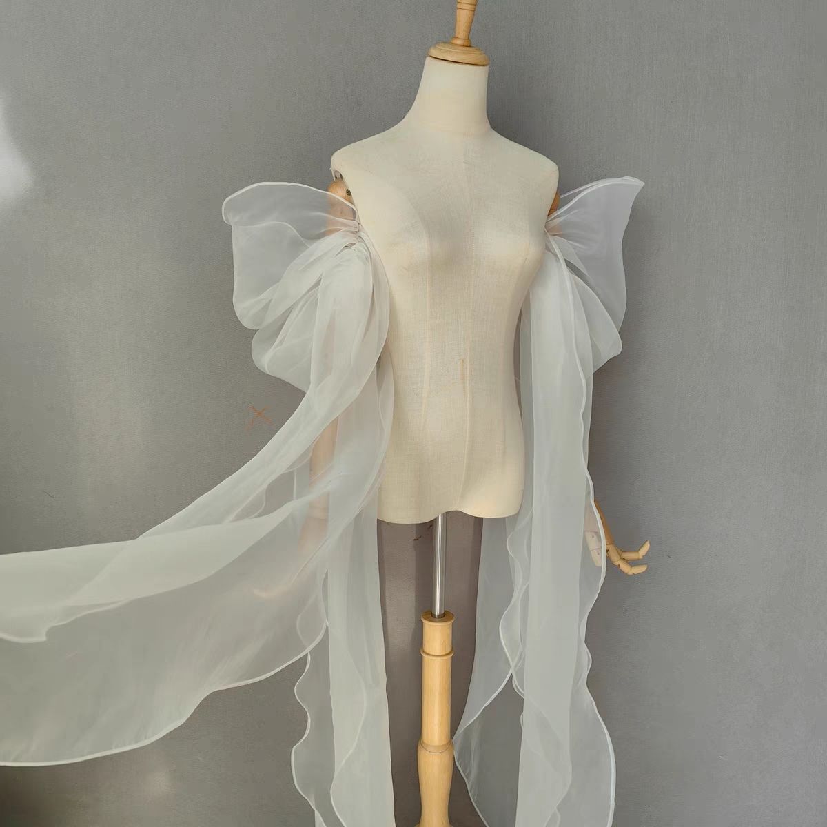 Maniche da Sposa in Organza St - Event Suppliers recensione e prezzo